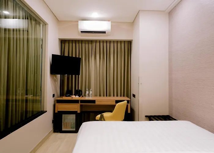 Goldberry And Hotel 3*