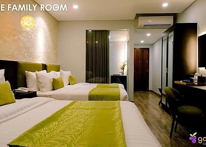 Hotel Goldberry And 3*